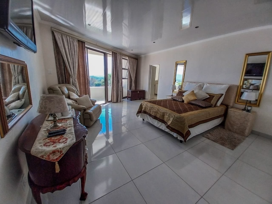 5 Bedroom Property for Sale in Meerhof North West